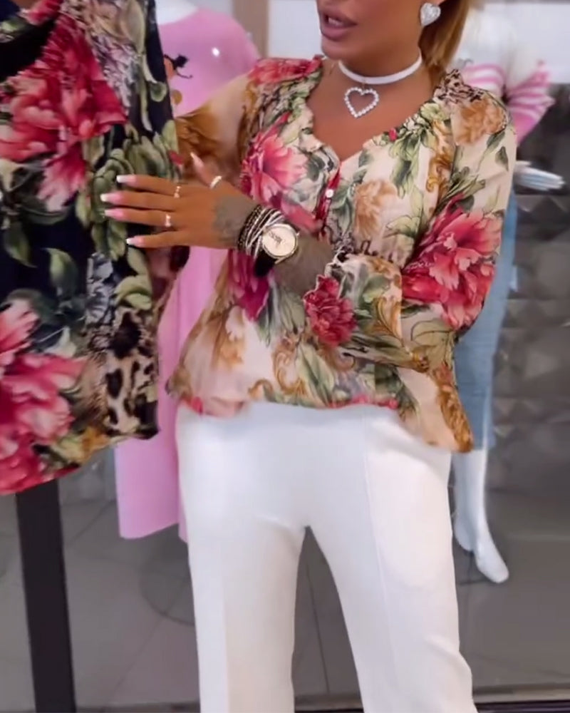 Bluse mit V-Ausschnitt und Blumenmuster