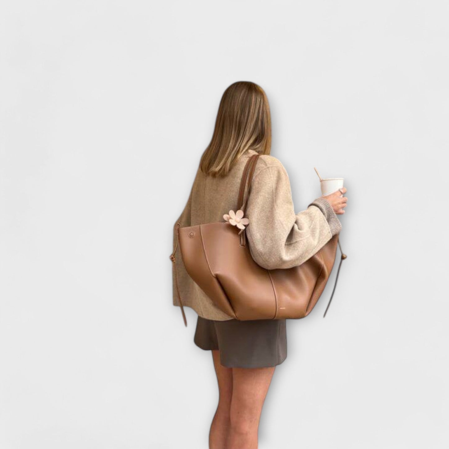 Lora. – Vintage Tote Bag